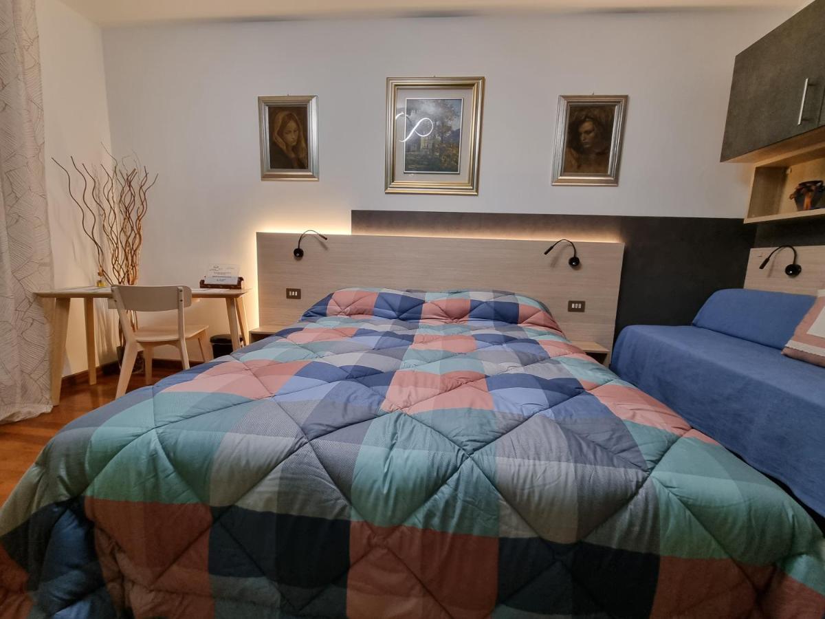 B&B Accanto Al Focolare 2 Удине Екстериор снимка